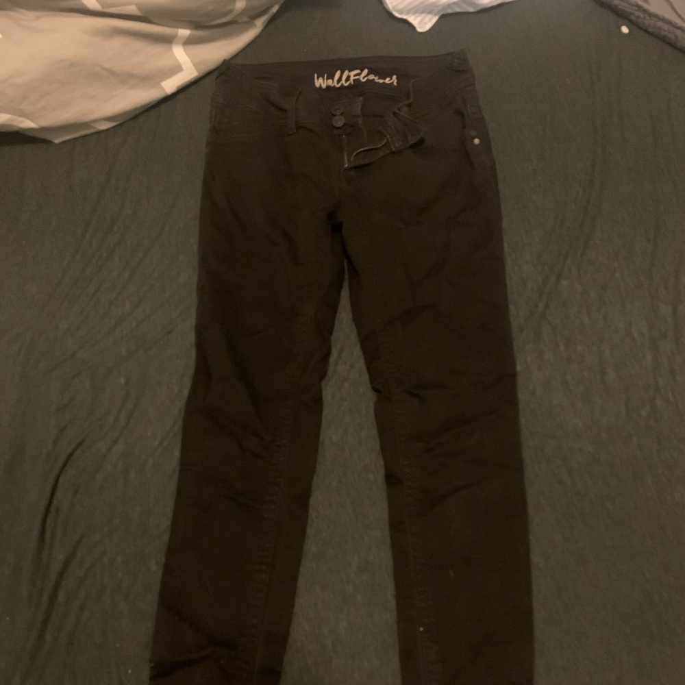 Black skinny jeans